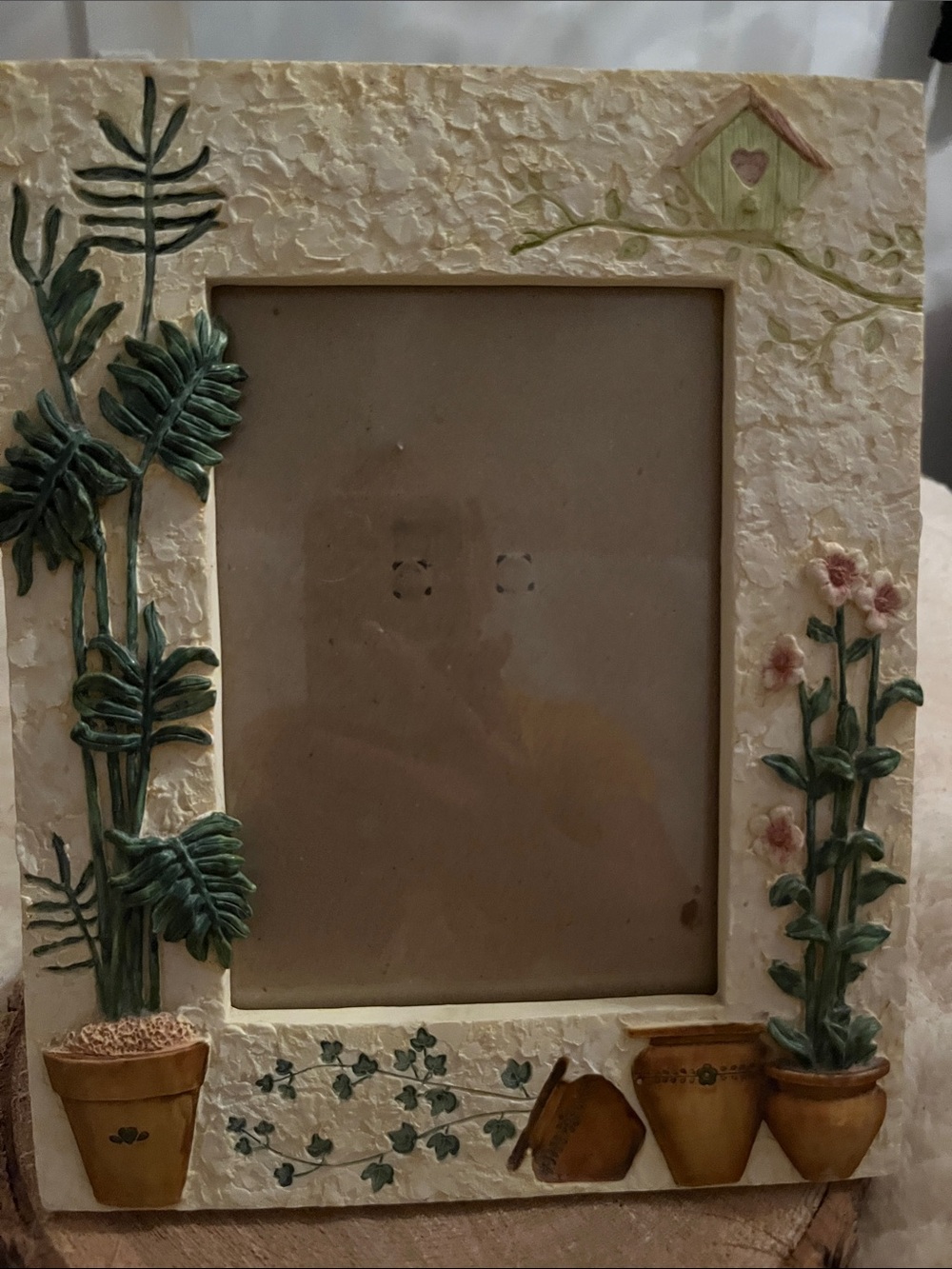 Decorative Botanical Ceramic Photo Frame in Cream and Green